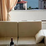 فندق Hotel Corona 3*