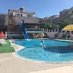فندق Hotel Corona