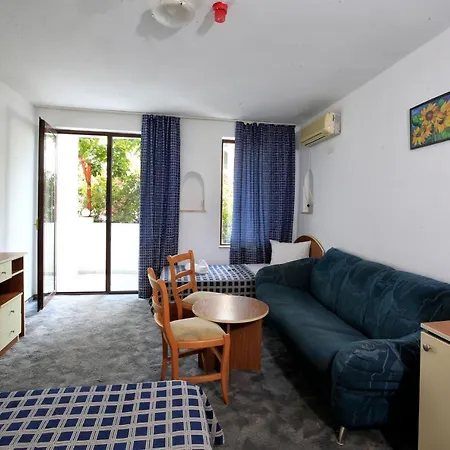 Hotel Corona