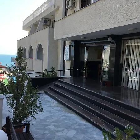 Hotel Corona 3* سفيتي فلاس