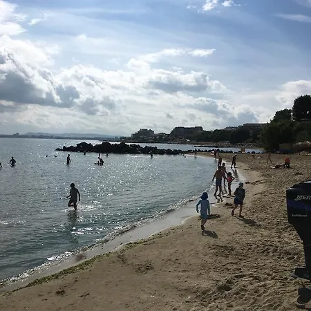 Hotel Corona فندق